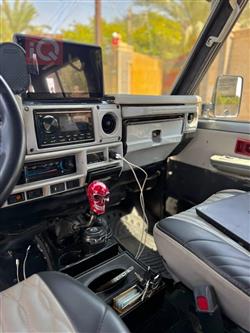 تويوتا لاند كروزر 70